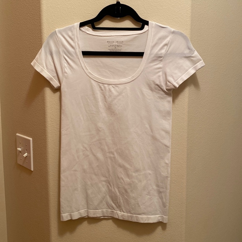 2 Small fitted tees